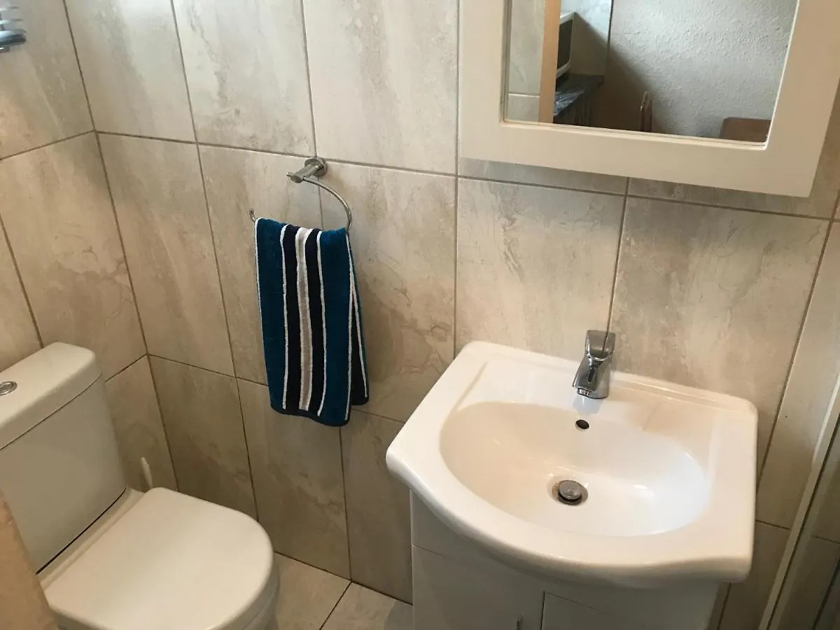 Authentic Newlands Apartment Cape Town