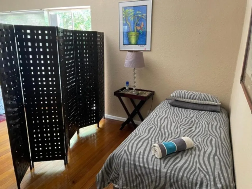 Authentic Newlands Apartment Cape Town